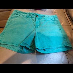 BOGO 50% American Eagle 🦅 Midi Shorts Teal Size 4